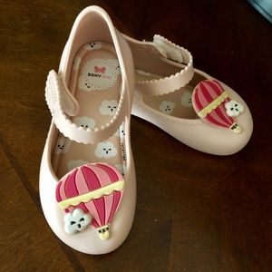 Toddler shoes size 10